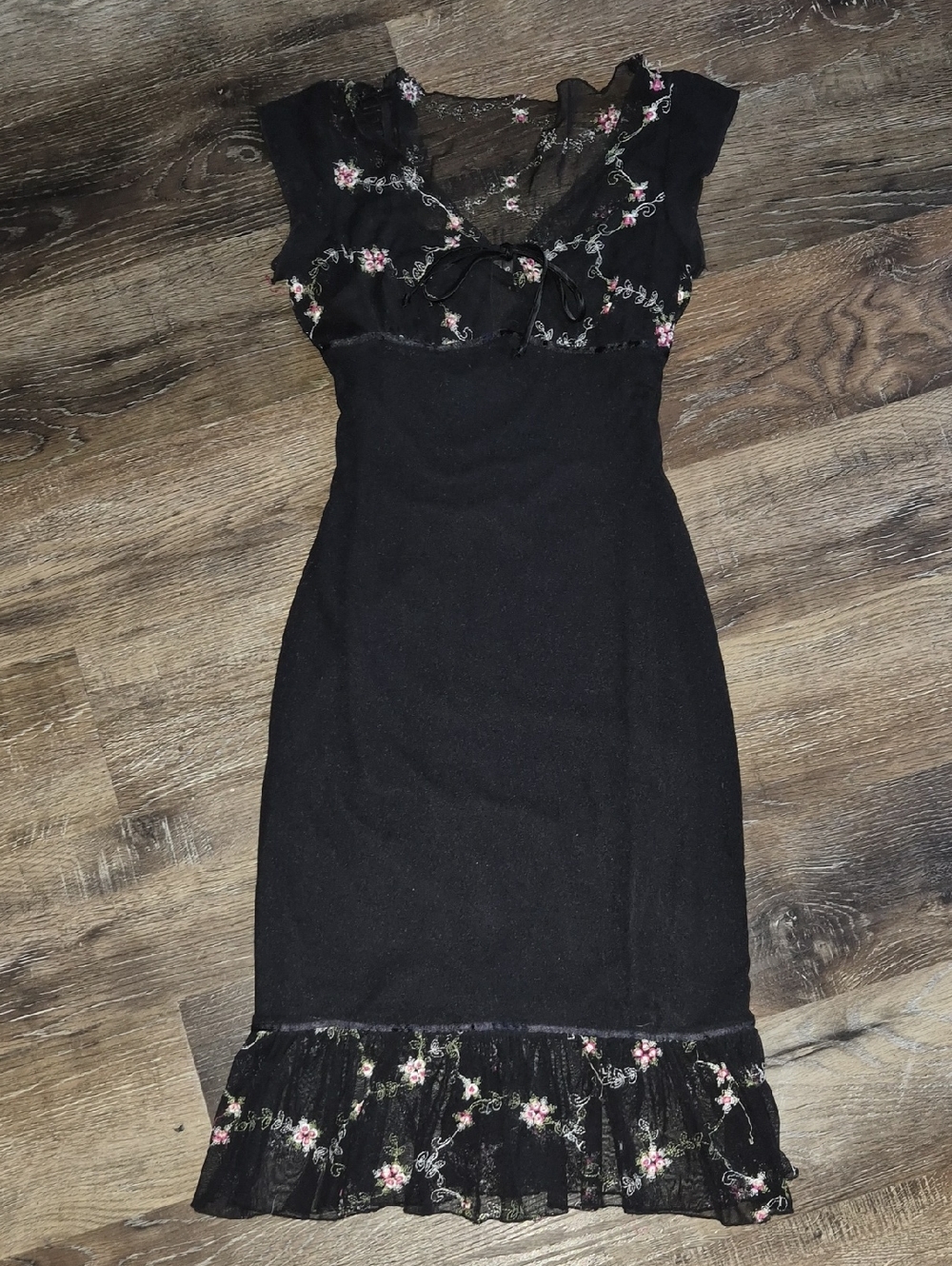 🩵🩷Rampage Black Midi Dress with Pink Floral Embroidery